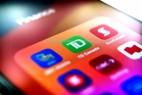 برنامه ها و سایت های رایج بانکی در کانادا